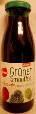 Grüner Smoothie mit rote Bete, Grünkohl und Spinat