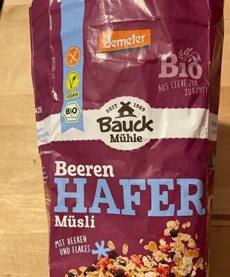 Beeren Hafer Müsli