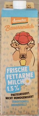 Frische Fettarme Bauernmilch